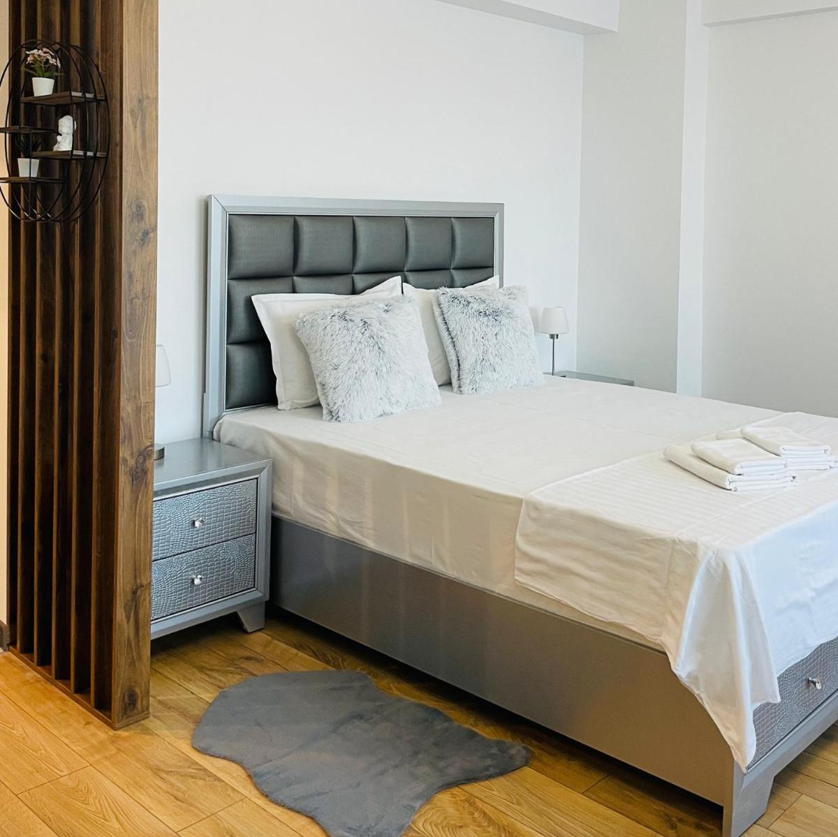 Q Dream Apartment - Palas Mall