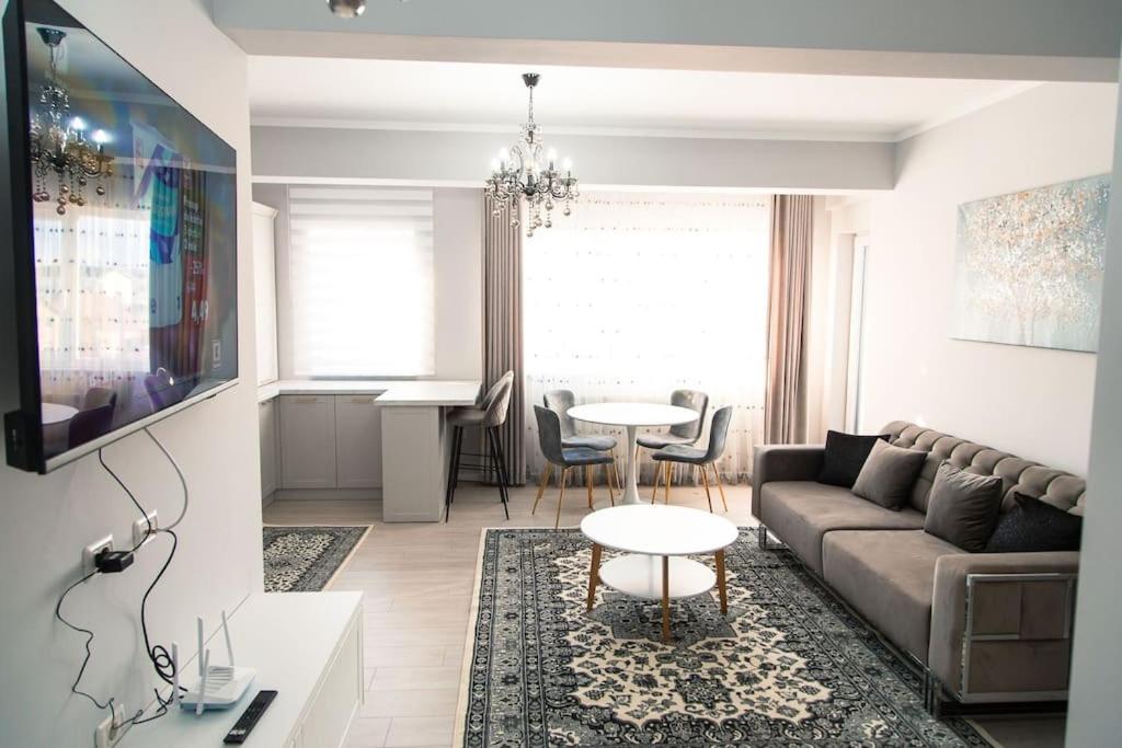 Radauti Residence 12G