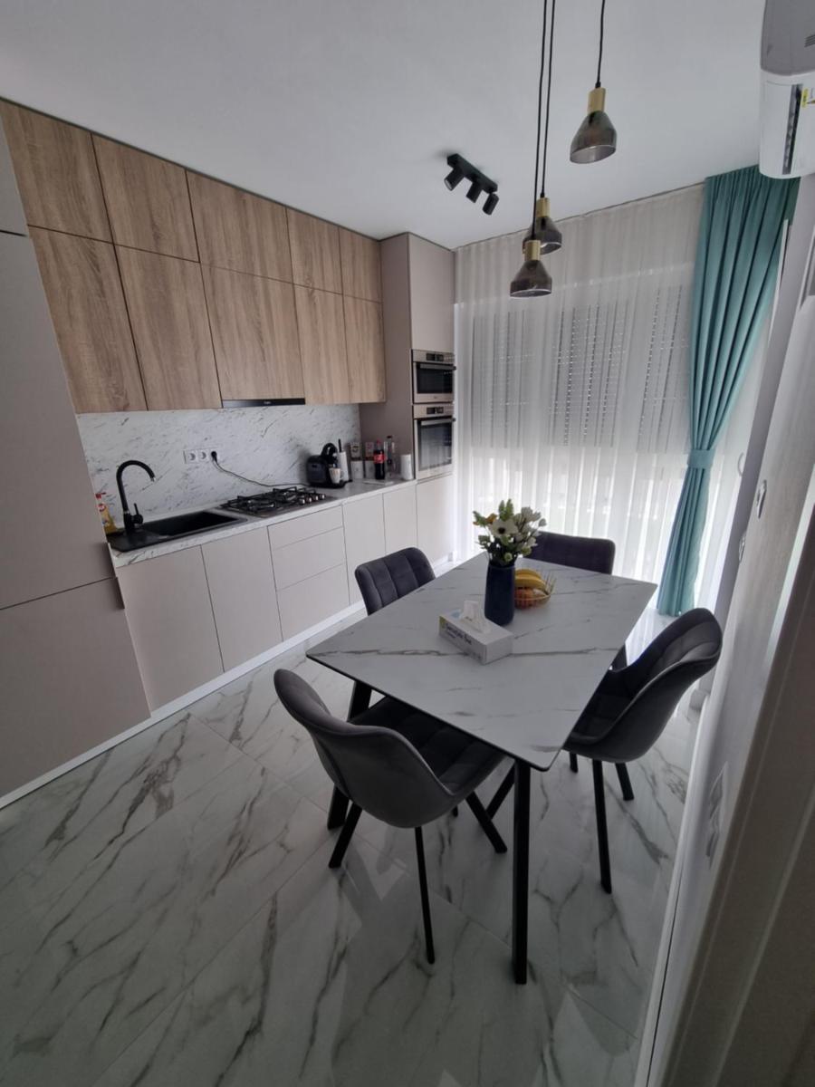 Roxana Residence