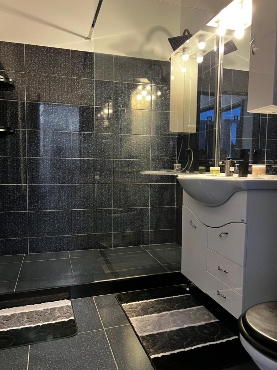 SCC2 Apartments