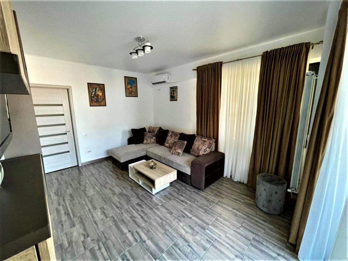 Seaside Apartment 505A