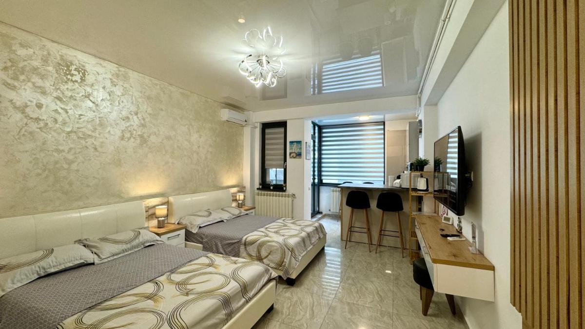 SeaView Deluxe Double Studio - Beachfront Resort