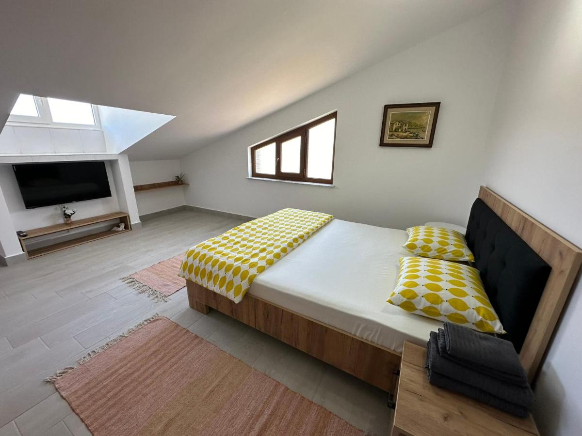 Serenity Apartments and Studios