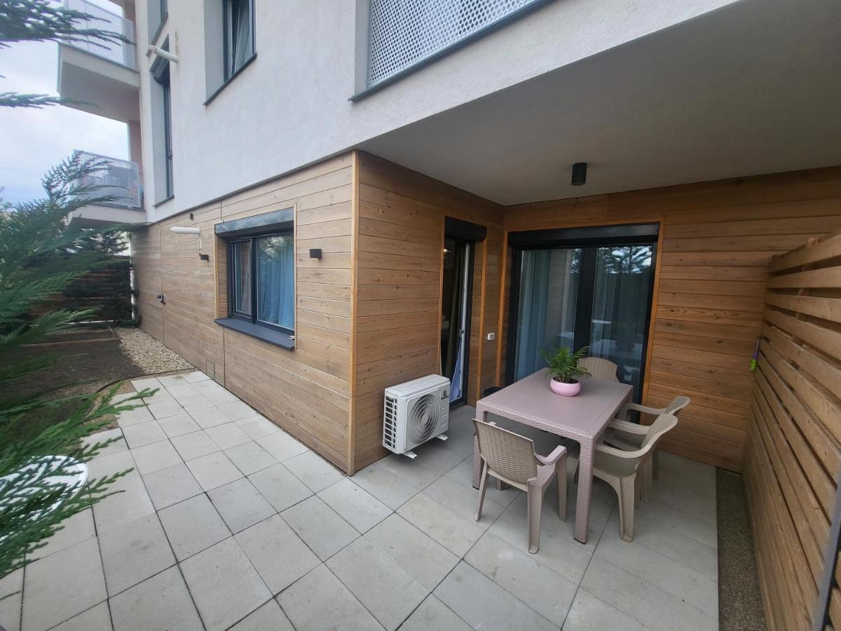Sika Onyx Garden Apartment