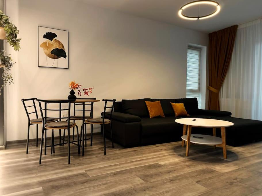 Skylark - Lisbon Condo with Panoramic View Terrace