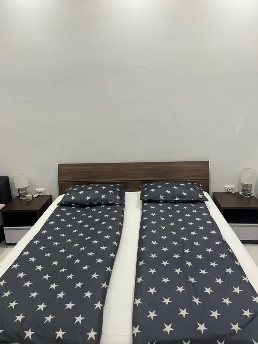 SMART GuestHouse