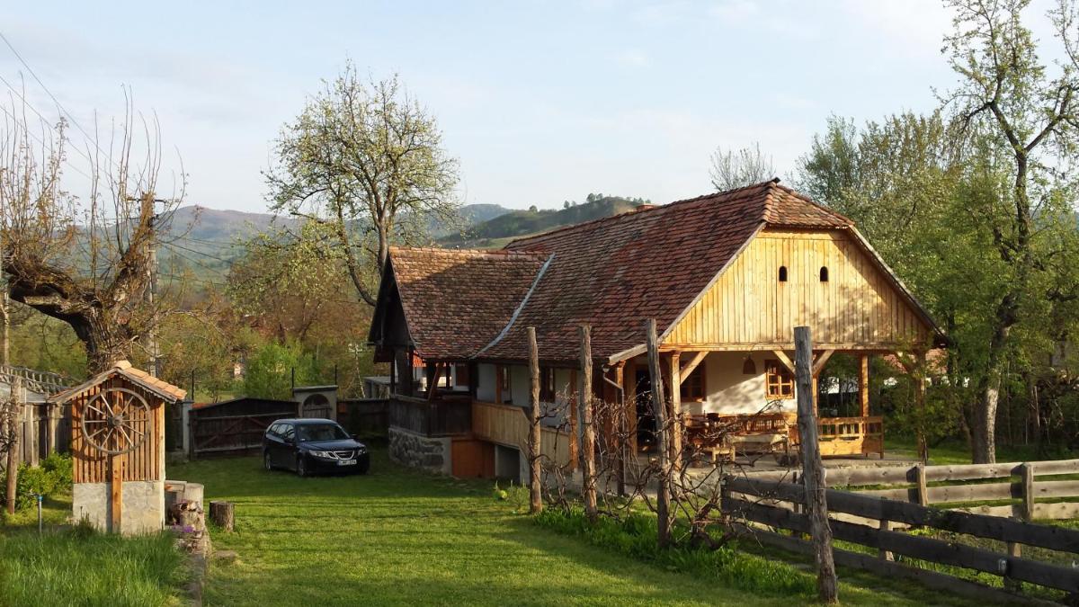 Casa Emma Ház