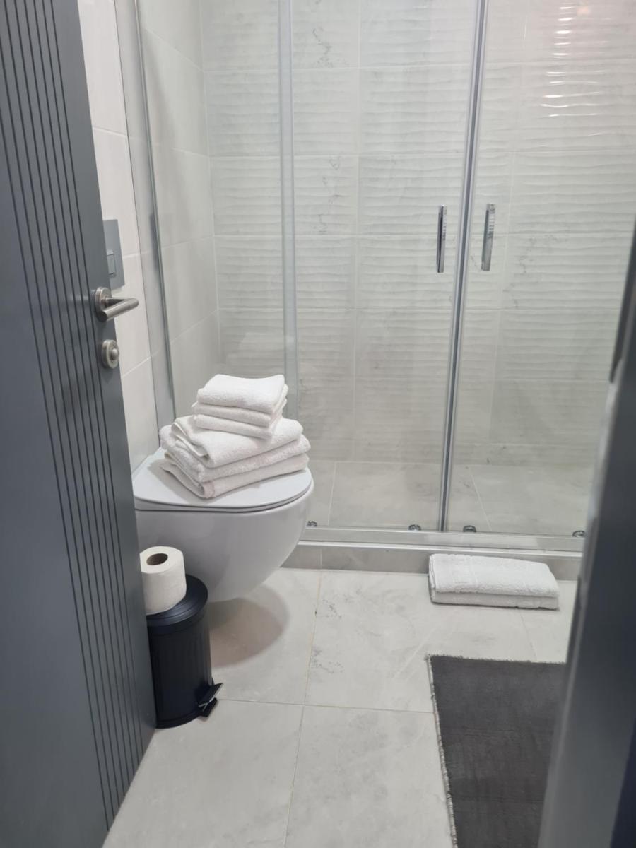 Studio Ayan Mamaia