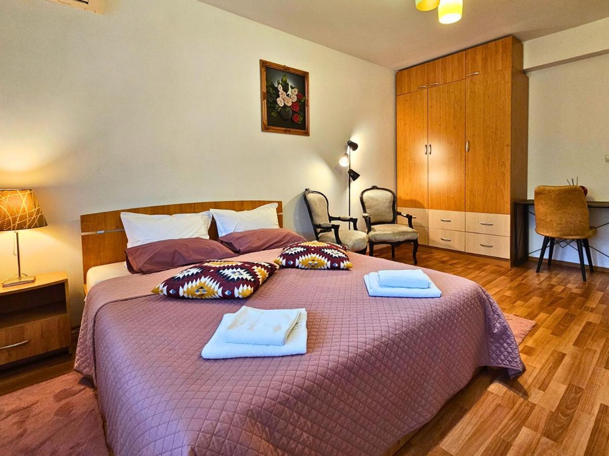 Studio Brancusi 45sqm by Rosuites