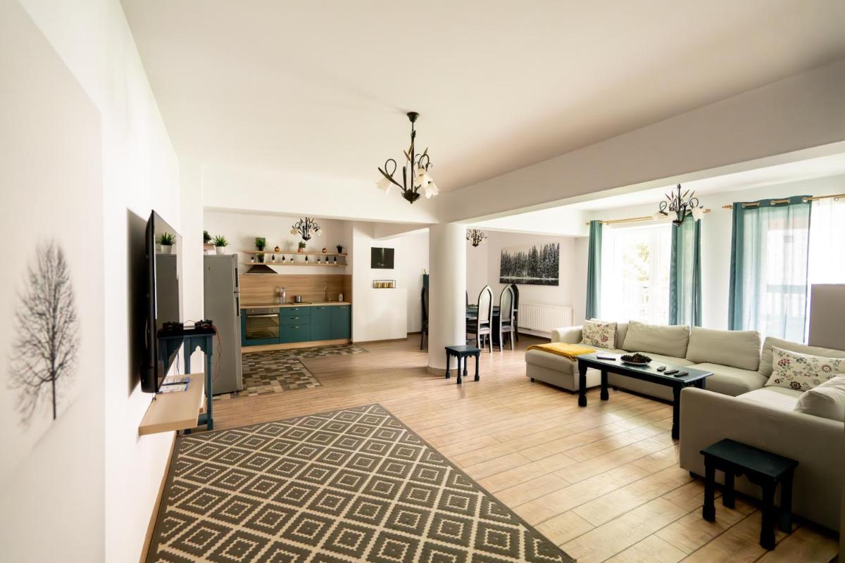 Dinvis Apartments