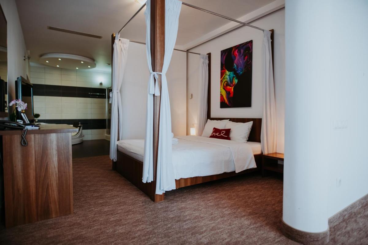 Hotel Select