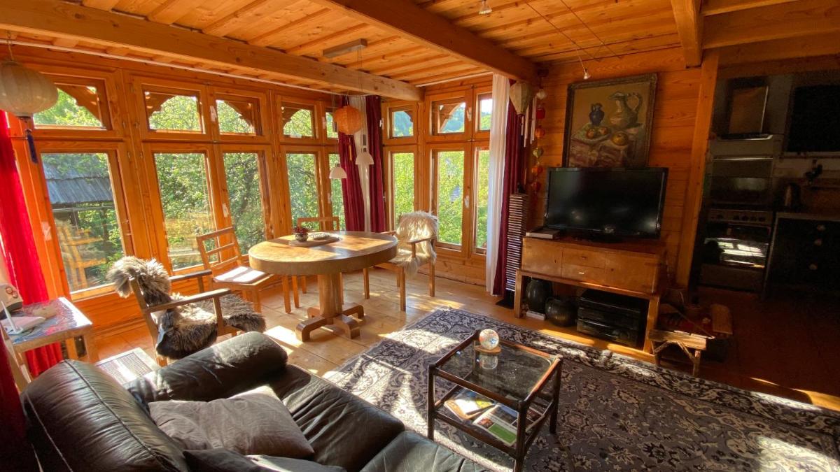 Valea Vinului Suite