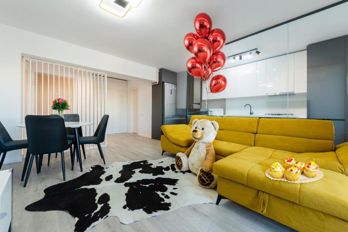 Vanda - Park-View Apartment with Private Balcony