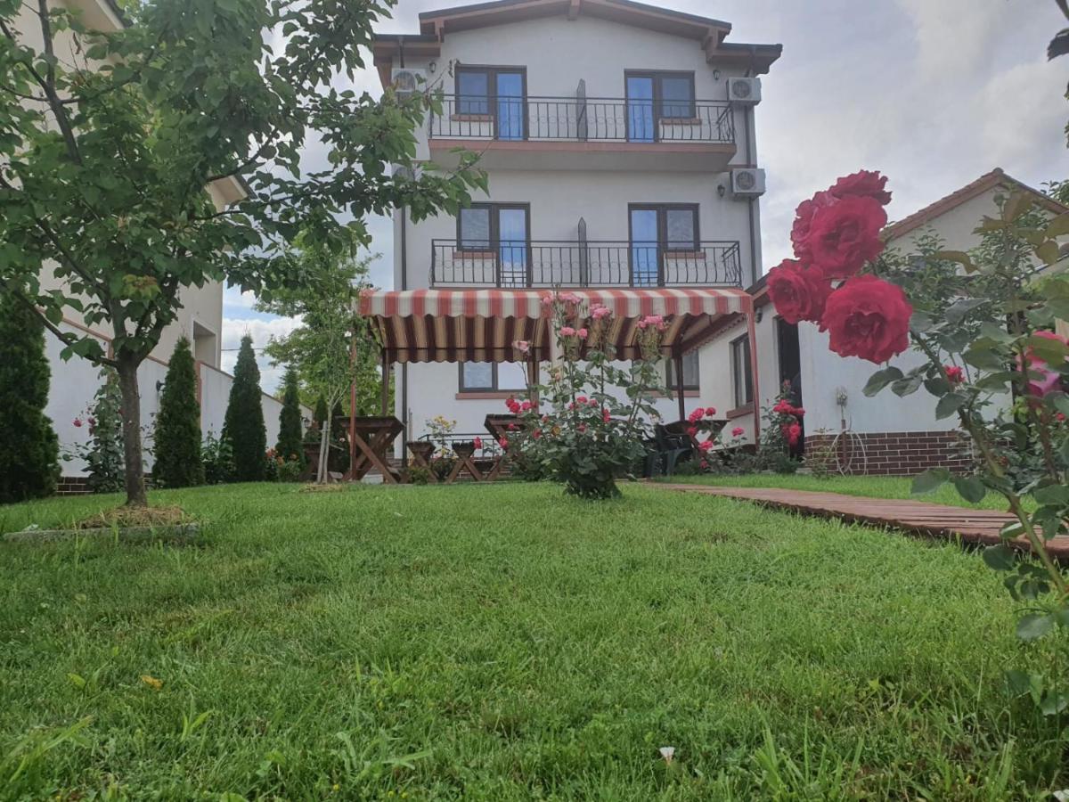 Vila M&G Mamaia Nord