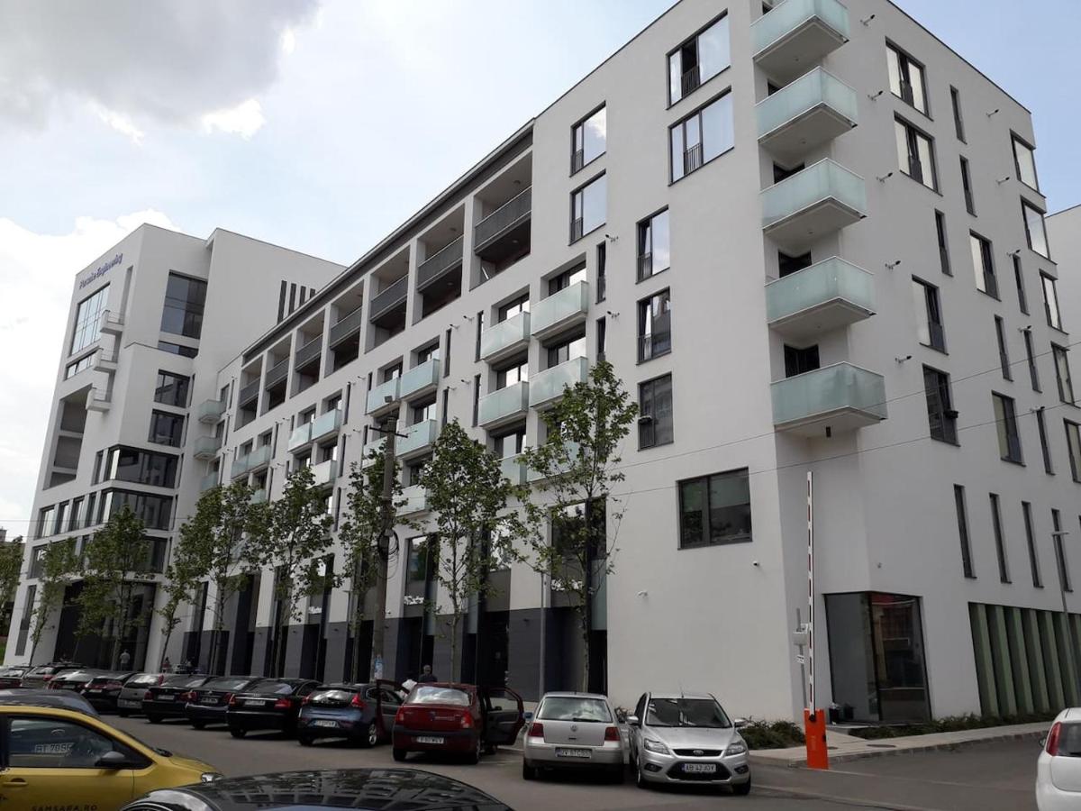 Vivido Apartments