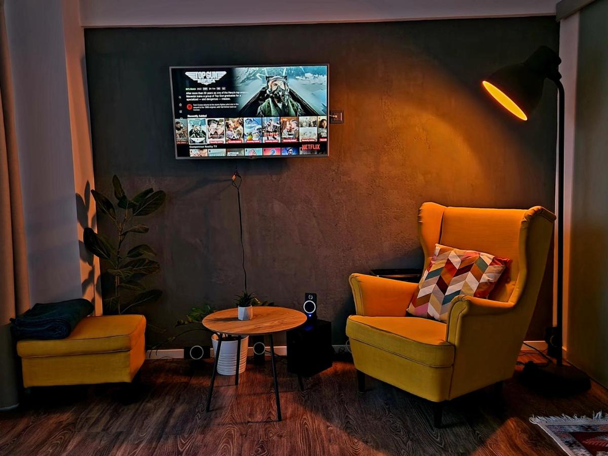 Self Check-IN & Free Parking WestSide Studio Near the Lake, Lacul Morii, Near Metro Stations